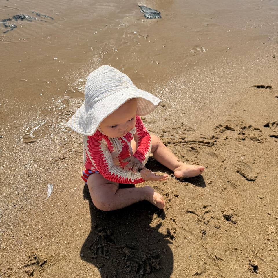 5 Beach Games for Toddlers That Don't Need Any Toys