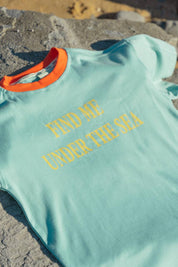 Sea Tee Green - close up print and contrast neckline