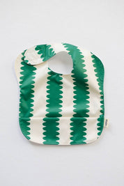 Waterproof Bib Cucumber Wobble flat lay