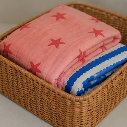 swaddle-blueberry-starfish-basket.jpg